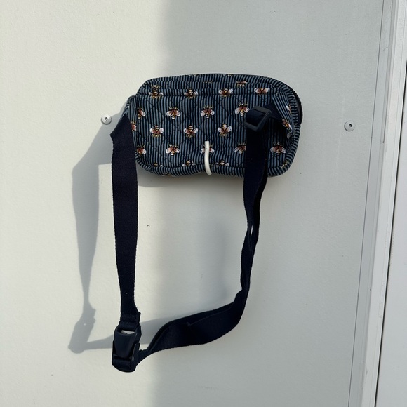 Vera Bradley Blue and Yellow Bee Pattern Belt Bag - Picture 3 of 6